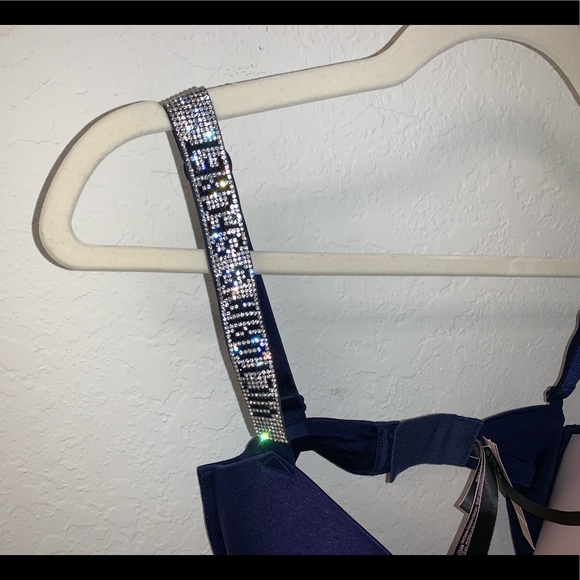 Victoria’s Secret Bra(Size=32DD) - Picture 2 of 7